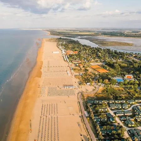 Cozy Flat With Amazing Seaview In * Bibione